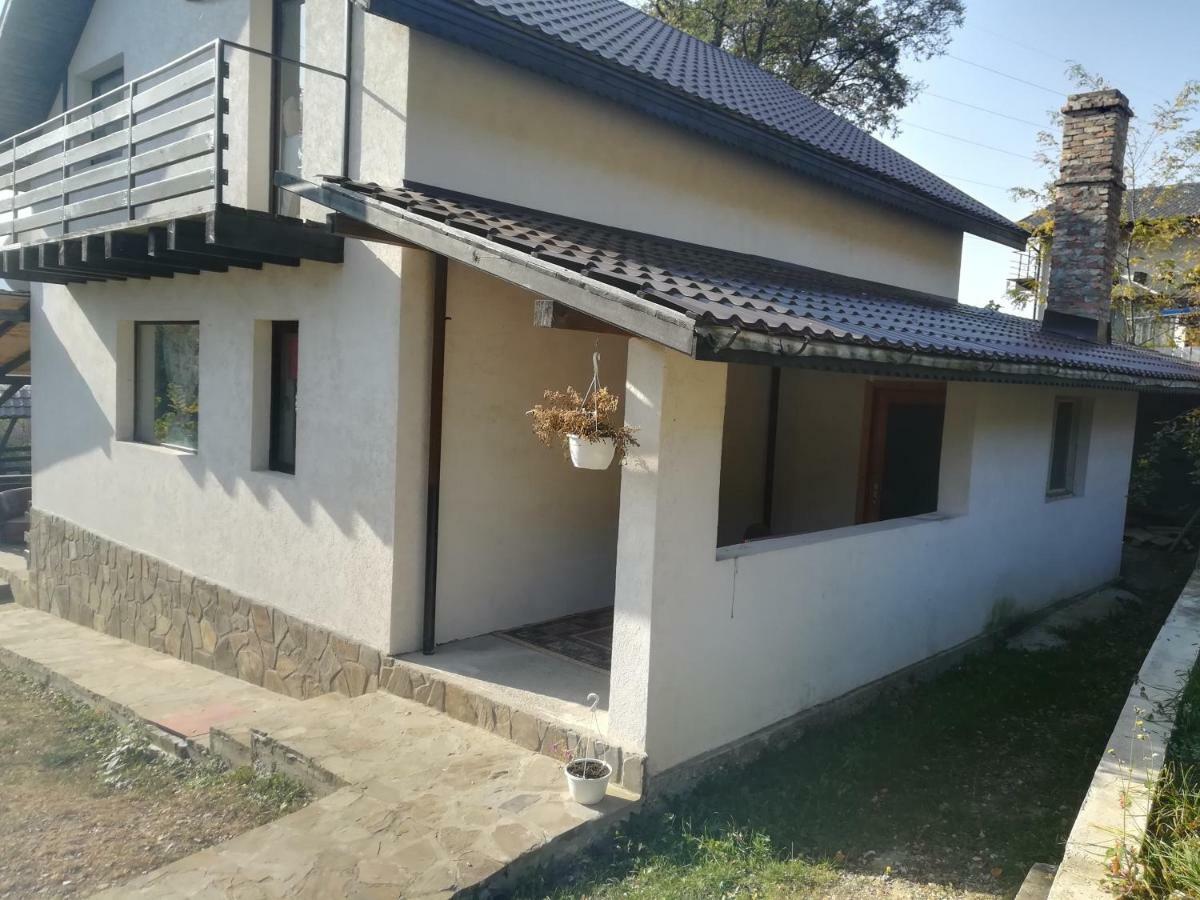 Vila Roxana Pangarati 외부 사진